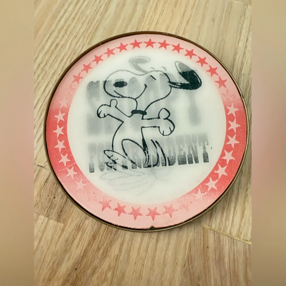 Vintage SNOOPY FOR PRESIDENT lenticular lens flasher 3